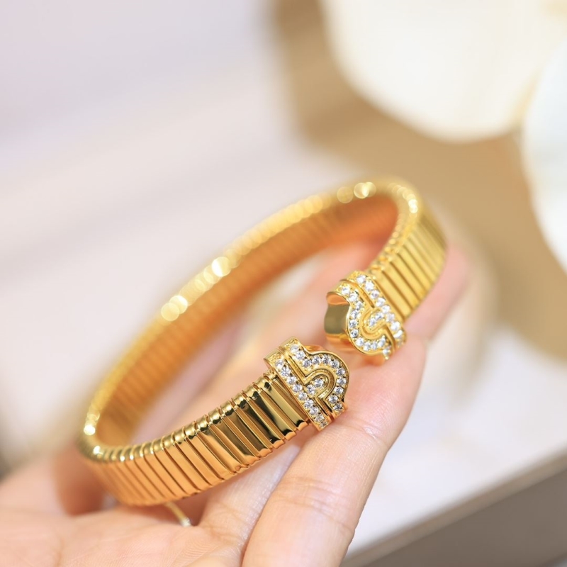 Bv1g*ai bracelets
